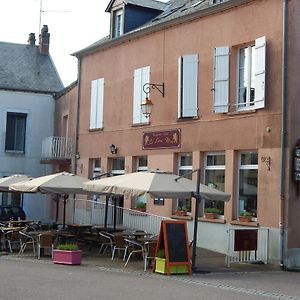 Hotel Le Lion D'Or Ouroux-en-Morvan Exterior photo