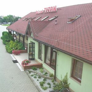 Zajazd Tytan Kochanowice Exterior photo