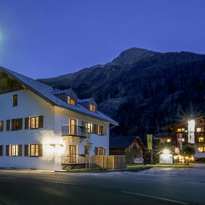 Aparthotel Zollhaus St Jakob Im Defereggental Sankt Jakob in Defereggen Exterior photo