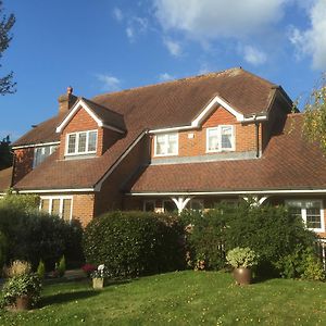 Bed and Breakfast Tirol House Thakeham Exterior photo