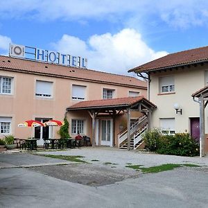 Hotel Le Relax Montaigu-Vendee Exterior photo