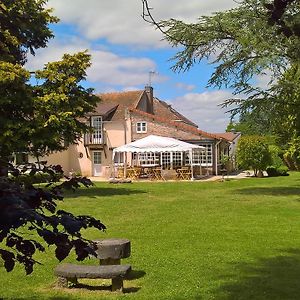 Hotel Les Pierres De Chevreuse Exterior photo