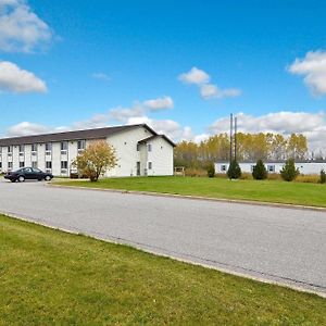 Americas Best Value Inn Sault Ste. Marie Exterior photo