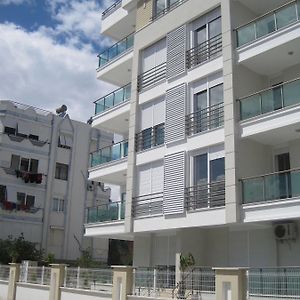 Apartament Antalya Port Flats Konyaalti Exterior photo