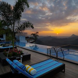 Hotel The Panoramic Getaway Munnar Exterior photo