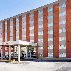 City Center Hotel Milwaukee Exterior photo