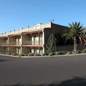 Motel The Terrace At The Settlement Cranbourne Exterior photo