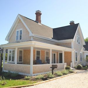 Sea Street Inn Hyannis Port Exterior photo