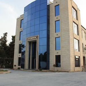 Titanik Hotel Baku Exterior photo