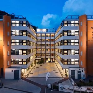 Yha Mei Ho House Youth Hostel Hongkong Exterior photo