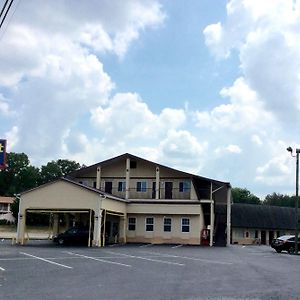 Budget Inn Calhoun Exterior photo