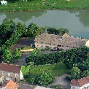 N'Atura Hotel Aire-sur-lʼAdour Exterior photo