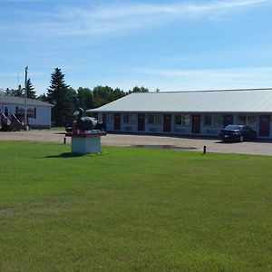 Drake Motel Blackduck Exterior photo