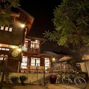 Hotel Baan Chang Ton Surin Exterior photo