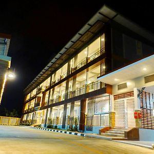 Aparthotel Baan Phra Chan Sakon Nakhon Exterior photo