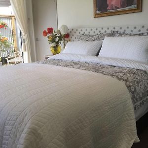 Bed and Breakfast Apple Bnb Kerikeri Exterior photo