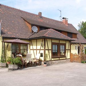 Hotel Gaestehaus "Gisela" Im Fuerstlichen Fischhaus Schillingsfürst Exterior photo