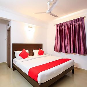 Oyo 18647 Pandav City Hotel Margao Exterior photo