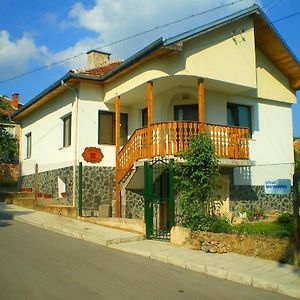 The House Of Petar Levski Berkowica Exterior photo