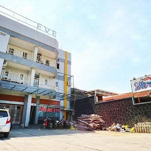 Hotel Pondok Eve Bandung Exterior photo