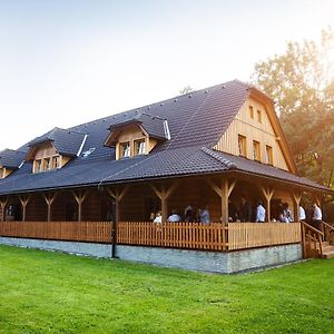 Hotel Penzion A Restaurace Grunt Rzeka Exterior photo