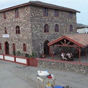 Hotel Coconut Grove Bridge House Elmina Exterior photo