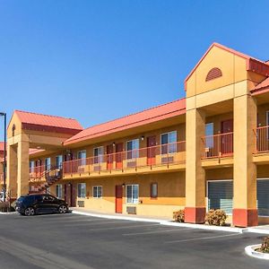 Quality Inn Fresno Near University Exterior photo