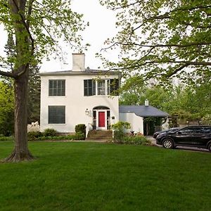 Bed and Breakfast Historic Lyons House Niagara-on-the-Lake Exterior photo