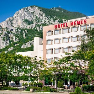 Hemus Hotel - Vratza Wraca Exterior photo