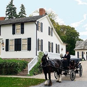 Bed and Breakfast Old Ivy Walk Niagara-on-the-Lake Exterior photo