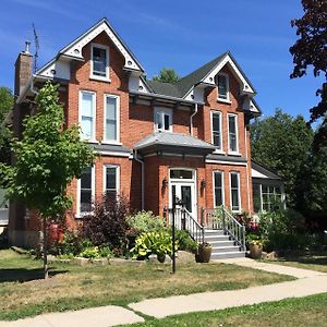 Seaway Manor B&B Gananoque Exterior photo