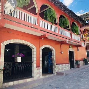 Hotel Marjenny Copán Exterior photo