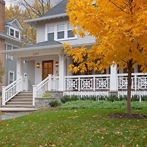 Minnestay-Kenwood Manor Minneapolis Exterior photo