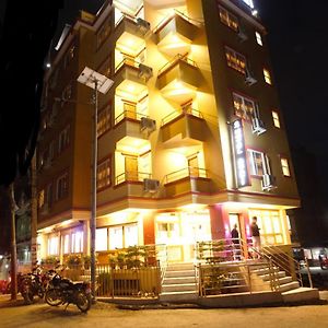 Hotel Arati Katmandu Exterior photo