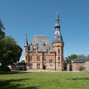 Hotel Chateau De Petit Bois Cosne-d'Allier Exterior photo