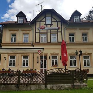 Pension Villa Berolina Mariańskie Łaźnie Exterior photo