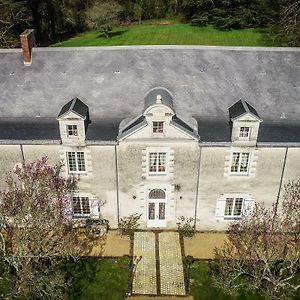 Bed and Breakfast Chateau De La Grand'Cour Grandchamp-des-Fontaines Exterior photo