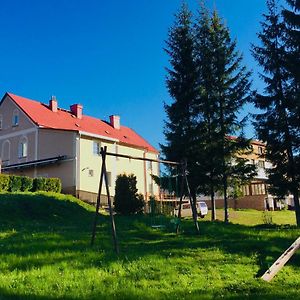 Hotel Pension Zaclersky Medved Exterior photo