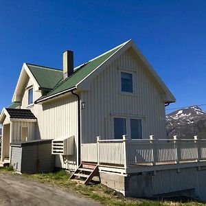 Willa Midnight Sun View Lofoten Leknes Exterior photo