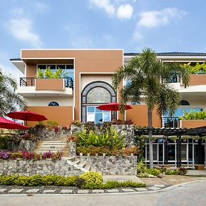 Aparthotel Phu Places Pattaya Exterior photo