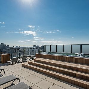 Apartament Posh Studio In Old Montreal By Sonder Exterior photo