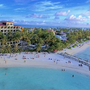 Hotel Kaani Grand Seaview Maafushi Exterior photo