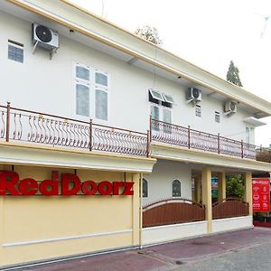 Hotel RedDoorz @ Danau Bratan Malang Exterior photo