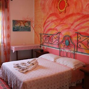 Bed and Breakfast Terrazze Dell'Artista Saletto Exterior photo