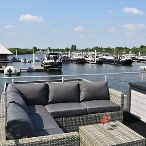 Cosy Floating Boatlodge, "Paris" Maastricht Exterior photo