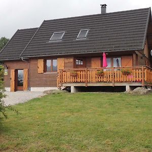 Willa Chalet Des 4 Saisons Saint-Genès-Champespe Exterior photo