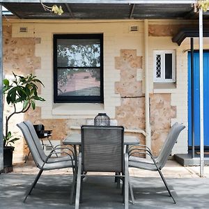 Willa Cute And Cosy - Events, Workers, Getaways Murray Bridge Exterior photo