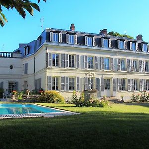 Bed and Breakfast Le Clos Des Fees Asnières-sur-Oise Exterior photo