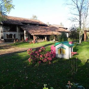 Willa Agriturismo Cascina Poscallone Abbiategrasso Exterior photo