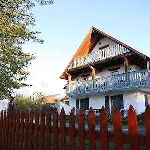 Apartament Gaestehaus Roensch Frensdorf Exterior photo